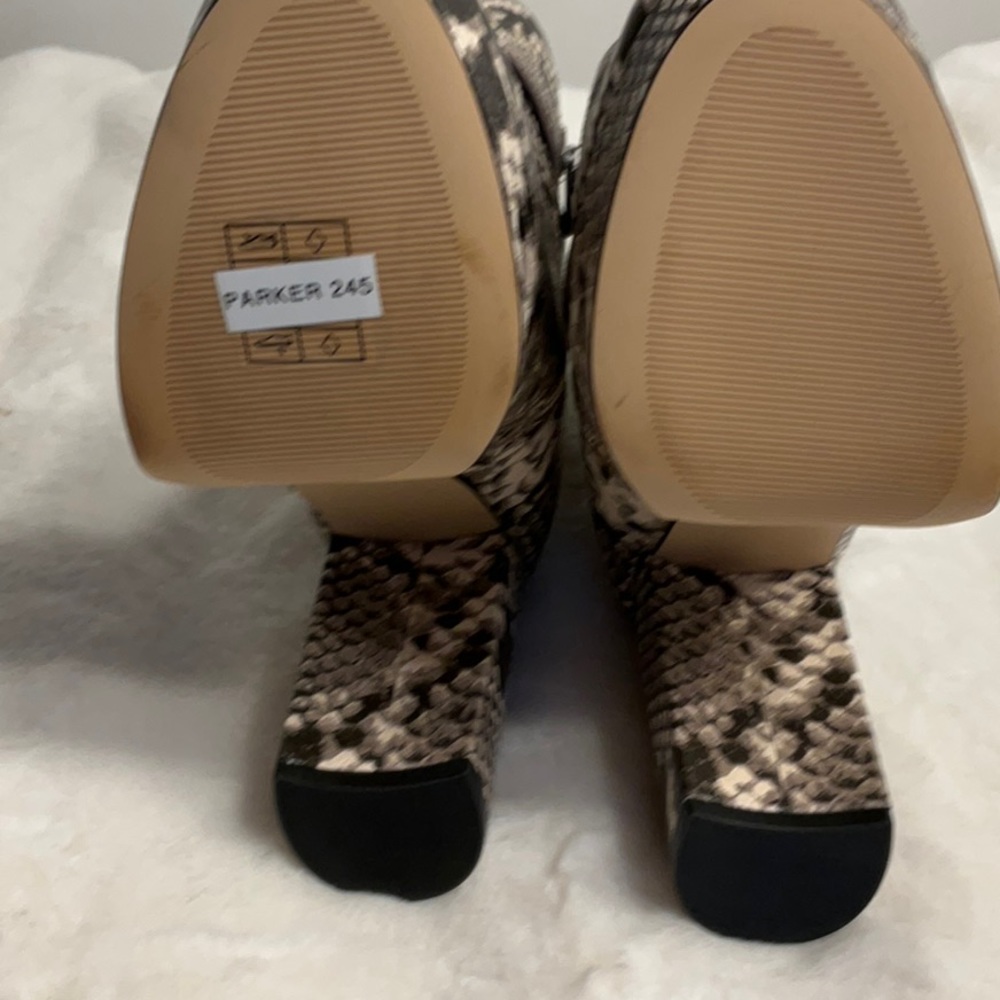 Make: Michael Kors brand new size 7 - Picture 6 of 6